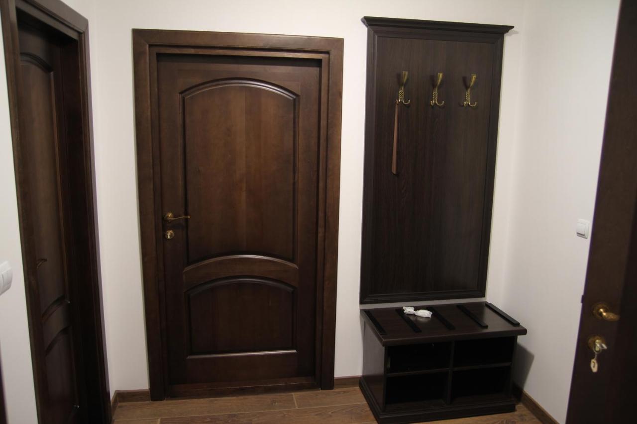 Hotel Купецький Двір à Mizhhirya  Extérieur photo