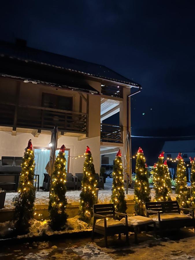 Hotel Купецький Двір à Mizhhirya  Extérieur photo